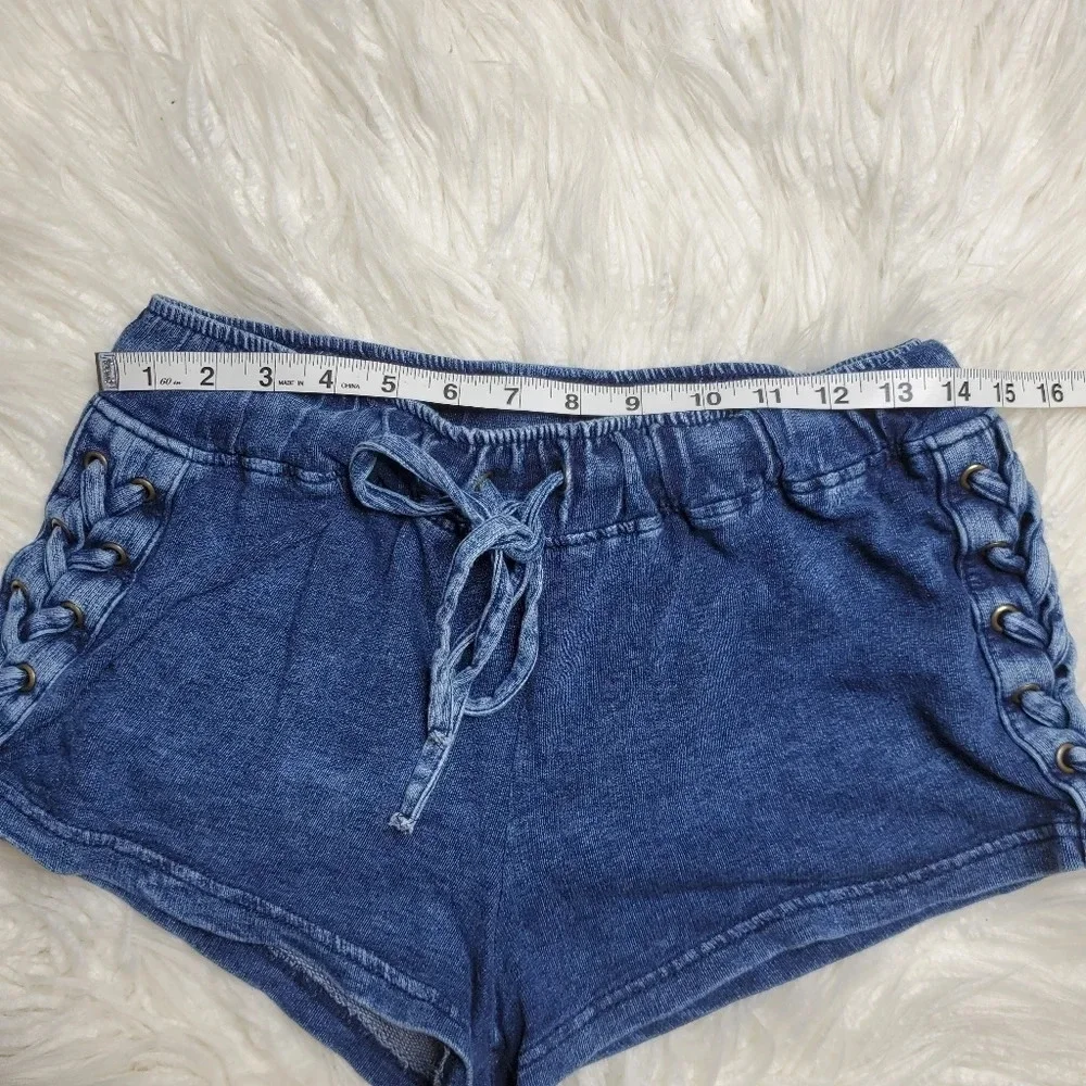 Vanilla Star Blue‎ Lace Shorts